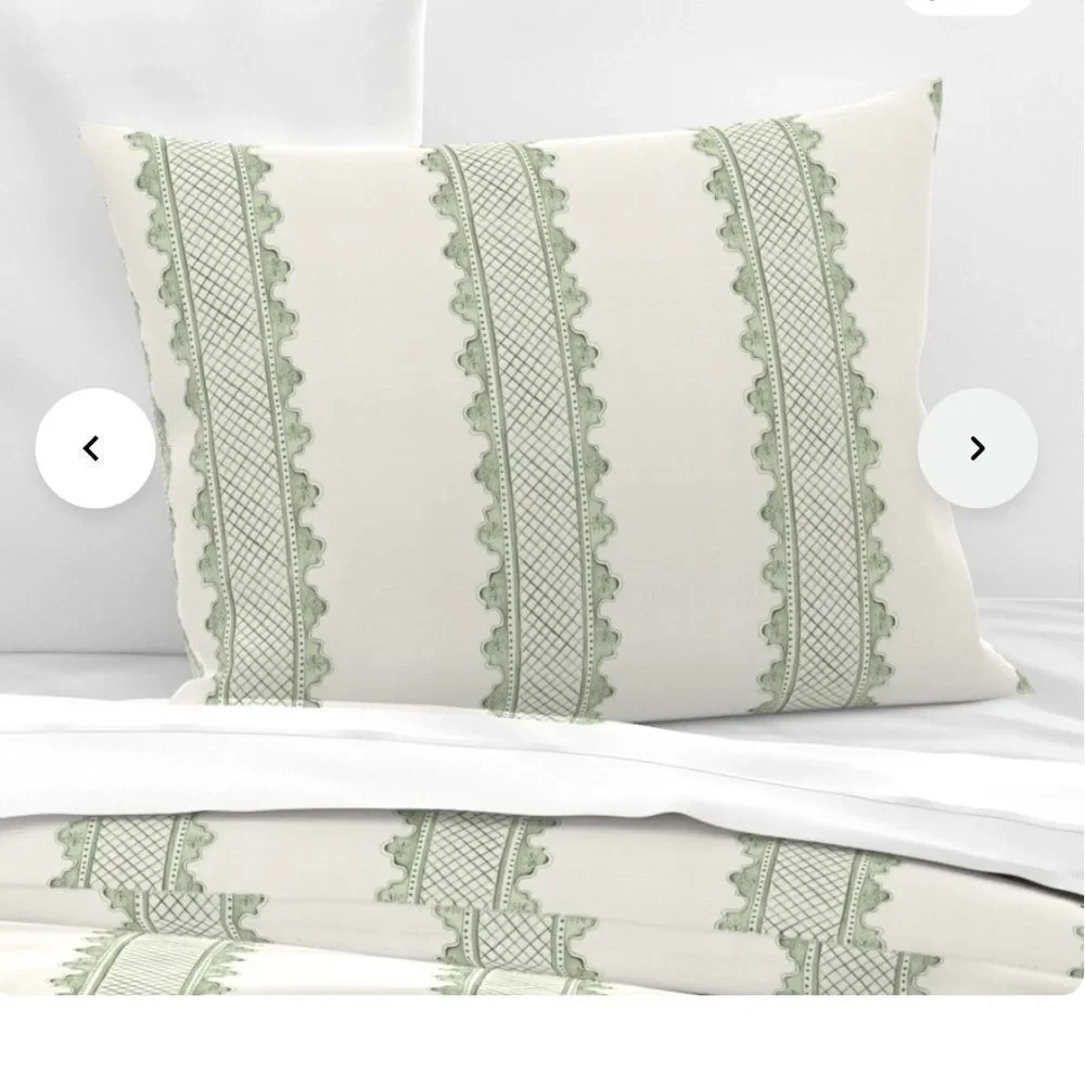 New designer pillow shams Green / White lattice design zip close